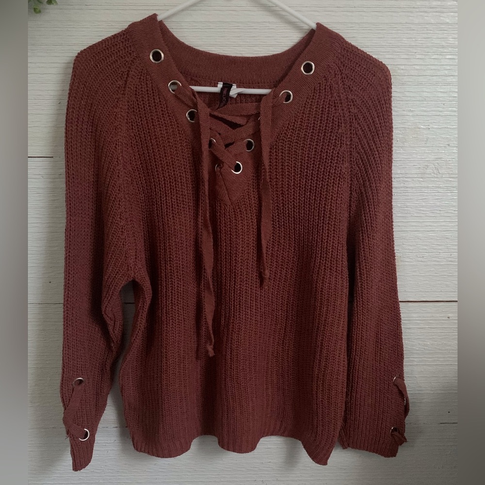 Pinklicious Sweater. Size S. Color-Rust - Picture 10 of 10